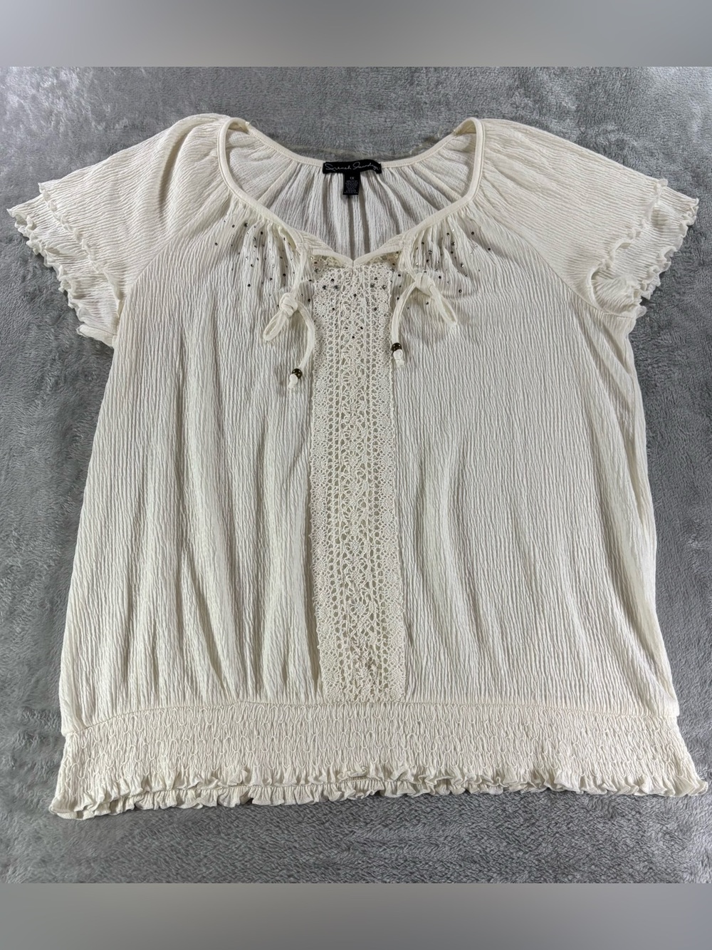 Dainty girly coquette bedazzled blouse size 1X
